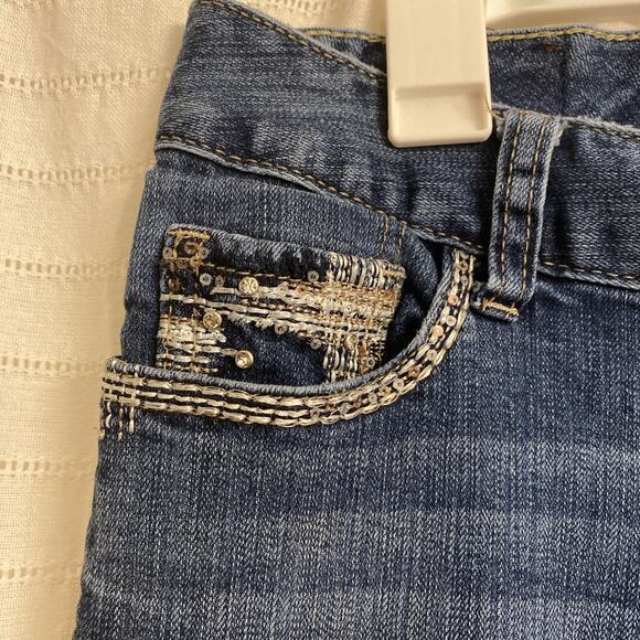 Maurices Blue Jean Embellished Embroidered Women's Size 5/6 Skinny Y2K - Picture 4 of 6
